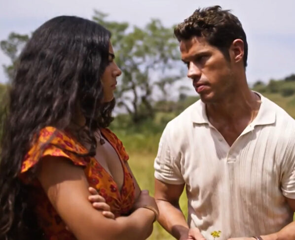 Marcelo (José Loreto) e Quinota (Larissa Bocchino) em No Rancho Fundo