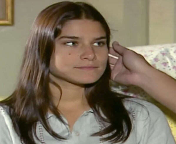 Serena (Priscila Fantin) em Alma Gêmea