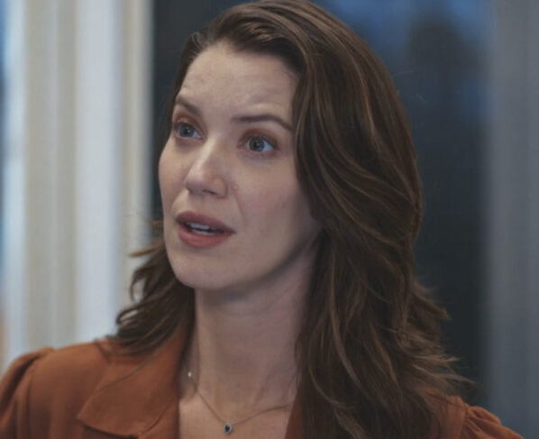 Vênus (Nathalia Dill) em Família é Tudo