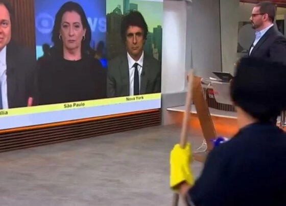 Faxineira invade programa da GloboNews