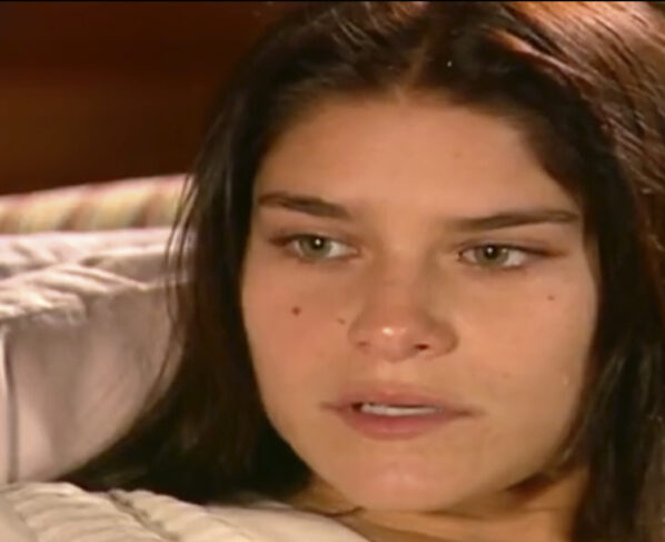 Serena (Priscila Fantin) em Alma Gêmea