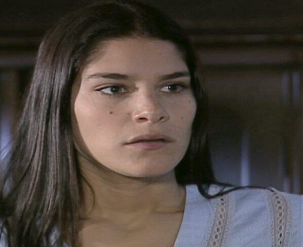 Serena (Priscila Fantin) em Alma Gêmea