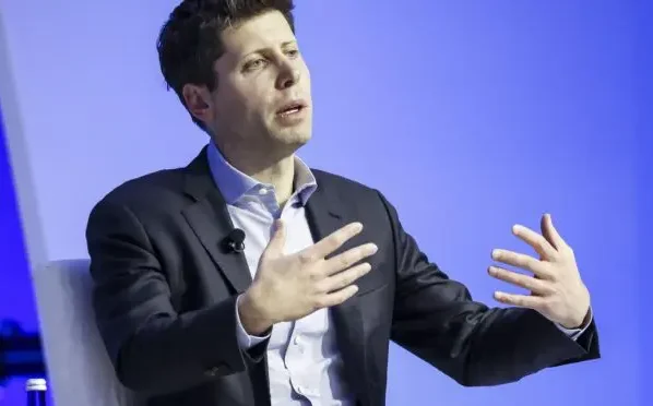 Sam Altman, um dos criadores do ChatGPT, é o dono da empresa que opera o projeto World ID.