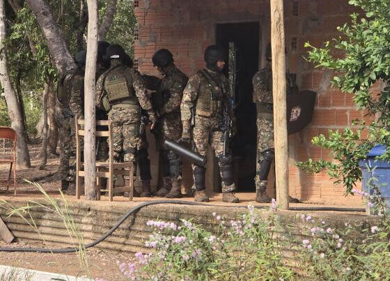 Os policiais militares do Bope conseguiram libertar a mulher, após técnicas de negociação com o suspeito.