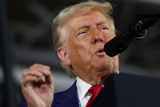 O aviso veio em forma de carta enviada por Trump ao presidente Lula (PT) e publicada na rede Truth Social.