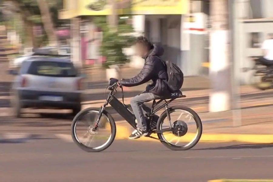 Proposta em debate pode restringir uso de bicicletas elétricas por jovens
