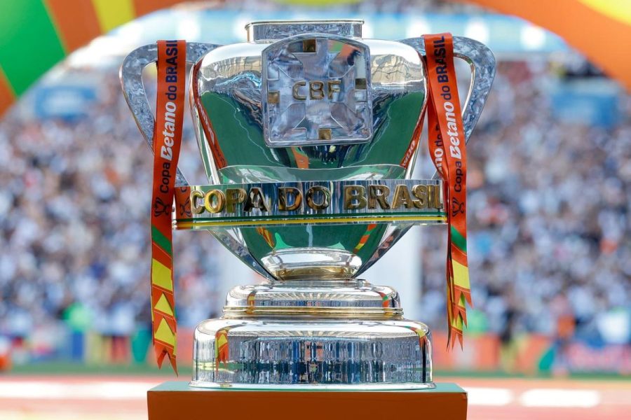 Brasileirão, o retorno: Record pode furar o SBT e dividir a Copa do Brasil com a Globo