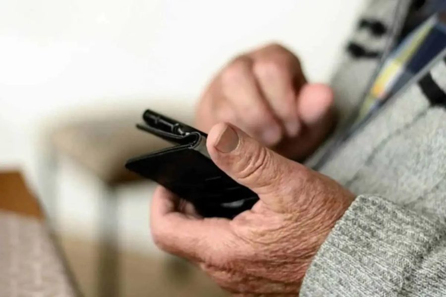 Curso gratuito ensina público 45+ a usar aplicativos e ferramentas digitais em MT