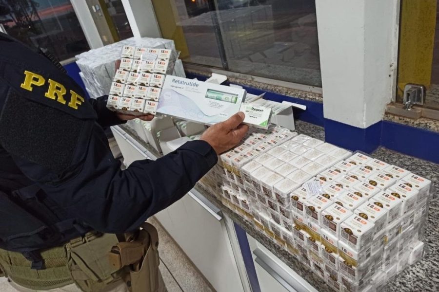De tirzepatida a botox: PRF intercepta caminhão e apreende quase 2 mil itens na BR-267