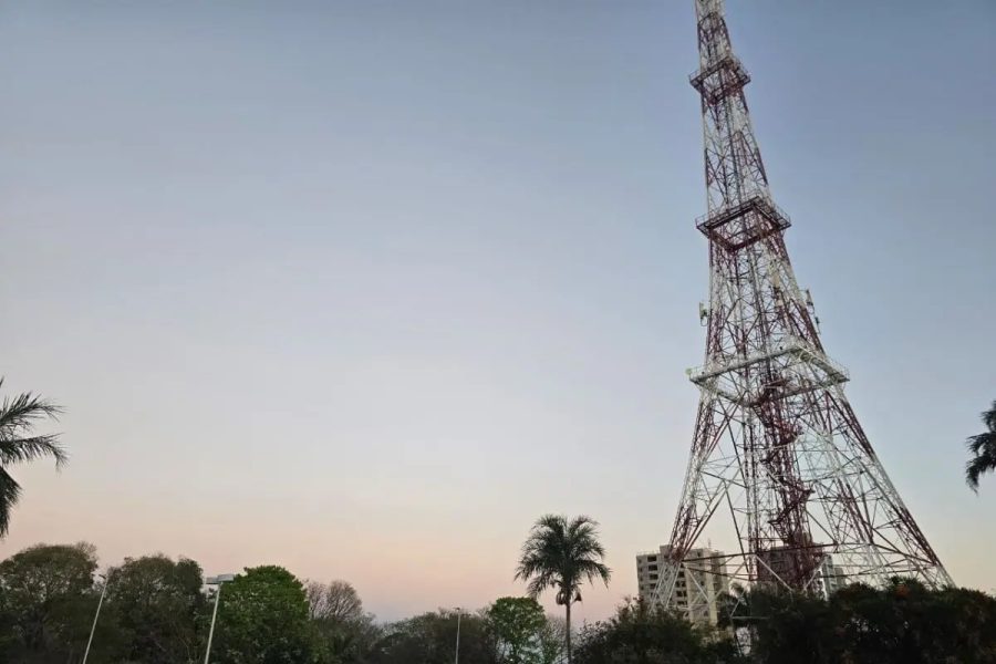 Calor extremo e umidade em baixa marcam início da semana em MS