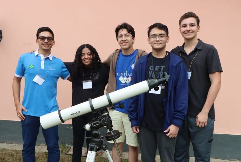 Olimpíada de Astronomia no Vietnã tem cinco estudantes brasileiros