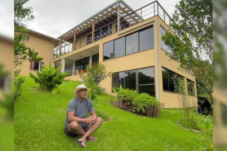 Rick Sollo deixa herança milionária após 30 anos no sertanejo, soma mansão de R$ 11,9 milhões e destina patrimônio para a esposa e filhos