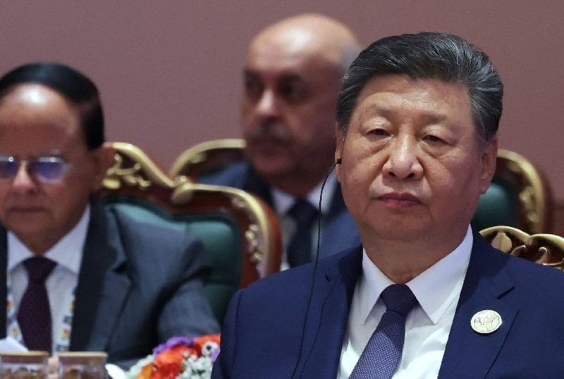 Xi Jinping chega aos EUA para encontro de três dias com Trump