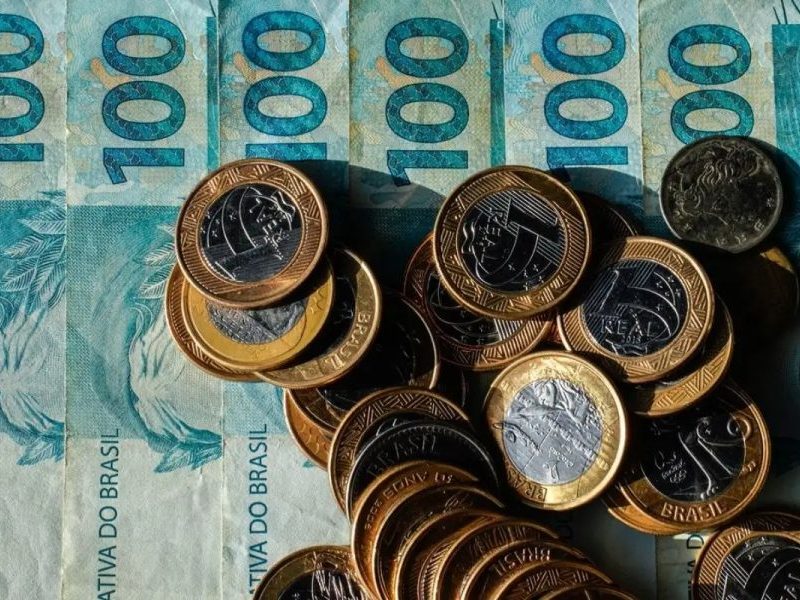 Novo lote do Abono Salarial: até R$ 1.621 para trabalhadores em 2024