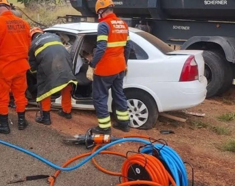 Colisão na MT-242 resulta em duas mortes e um ferido grave