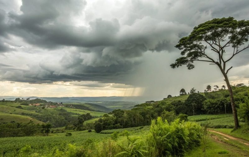 Calor de 40°C e céu nublado marcam Mato Grosso nesta segunda (26)