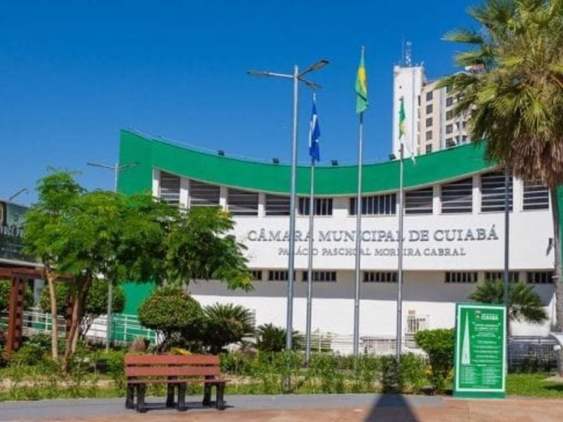 Câmara de Cuiabá abre CPI para investigar suspeita de rombo de R$ 80 milhões em livros didáticos