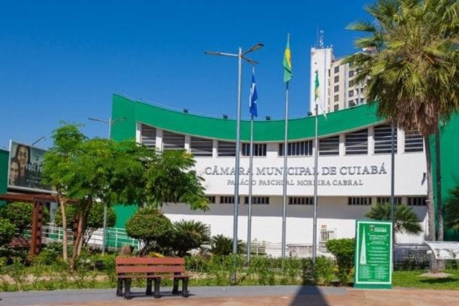 Câmara de Cuiabá abre CPI para investigar suspeita de rombo de R$ 80 milhões em livros didáticos