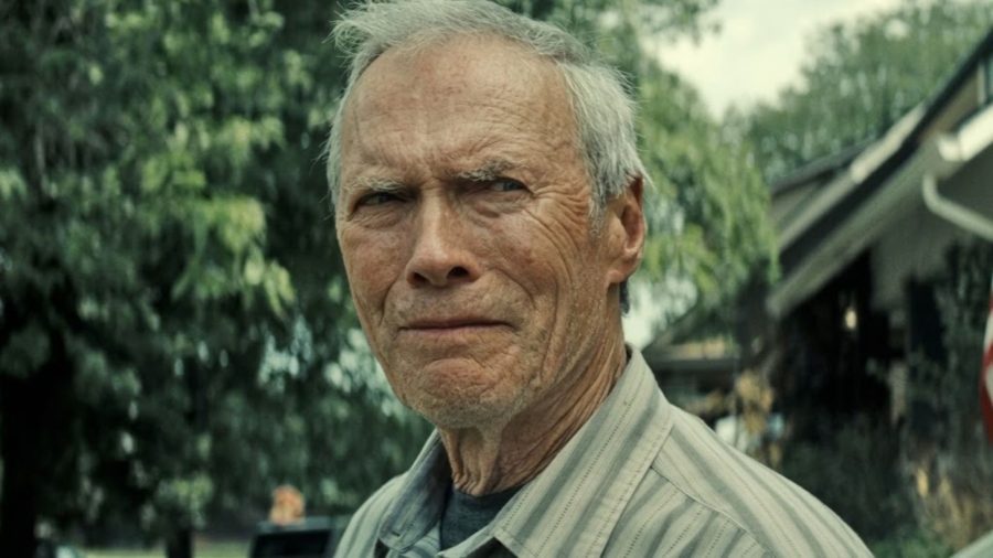 Clint Eastwood preserva 85% de propriedade de 800 hectares com vista para o Oceano Pacífico e mantém cerca de 680 hectares de área conservada aos 96 anos
