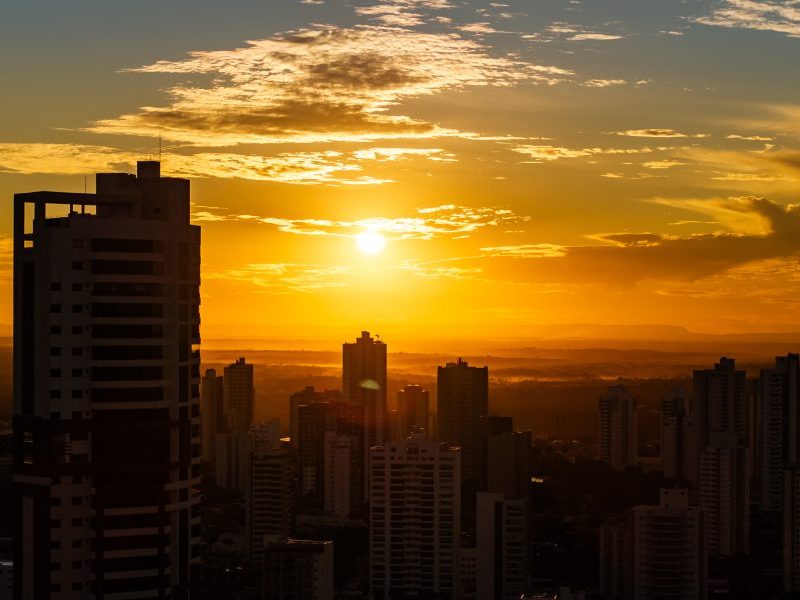 Com calor intenso, Defesa Civil orienta pais a redobrarem cuidados com crianças e bebês