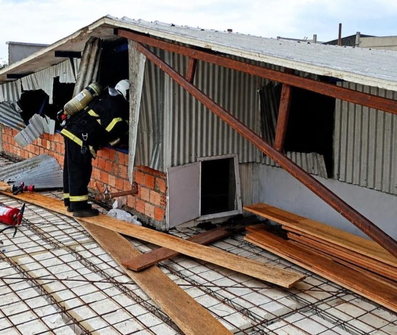Incêndio atinge telhado de hospital em Guarantã do Norte