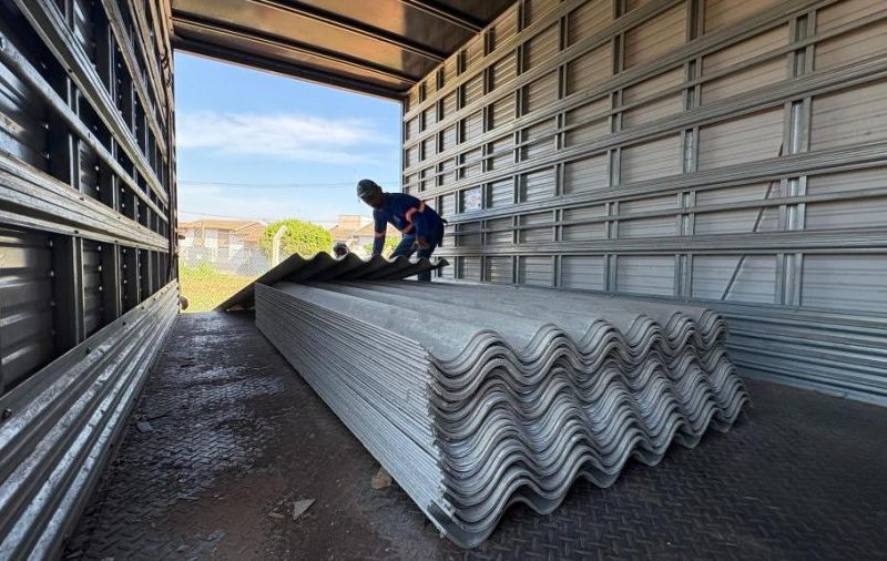 Defesa Civil de MT envia telhas e caixas d’água a municípios afetados pelas chuvas