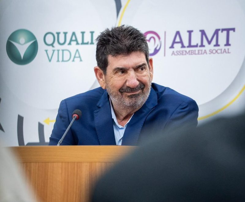 Dr. João combate preconceito e dá apoio emocional a mulheres com infertilidade que sonham em ser mães