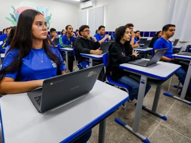 Prazo para escolher língua do Enem 2026 termina em 18 de outubro