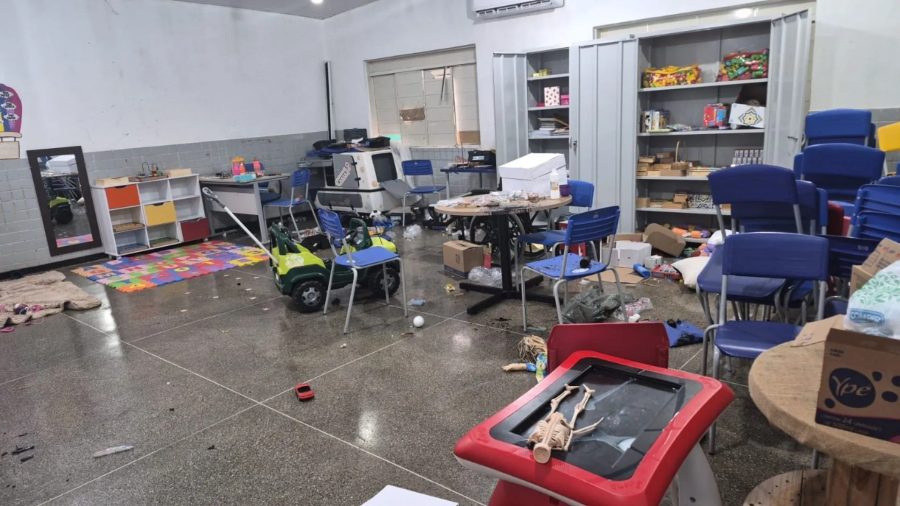 Escola municipal é invadida e depredada durante a madrugada em Cuiabá