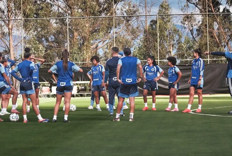 Cruzeiro faz história ao estrear na Libertadores Feminina 2023