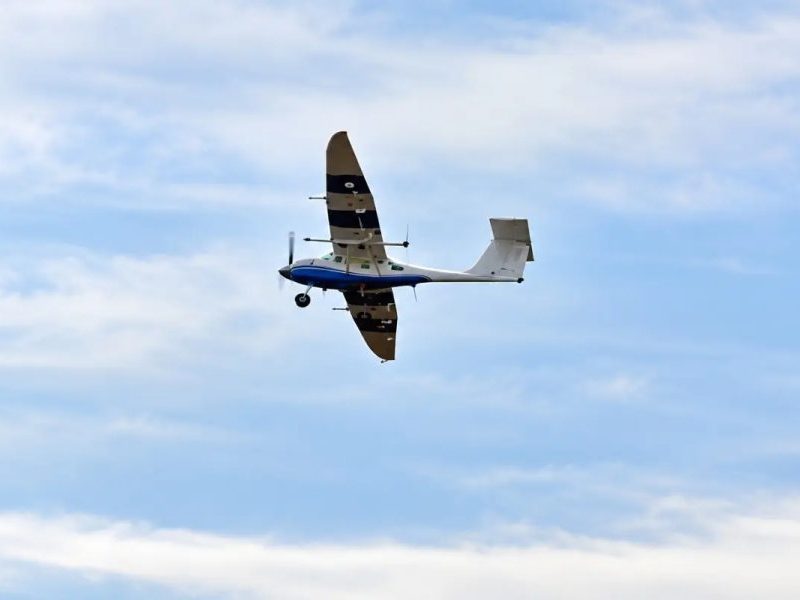 Aeronave elétrica substitui equipamentos em fazenda de MT e revoluciona cultivo