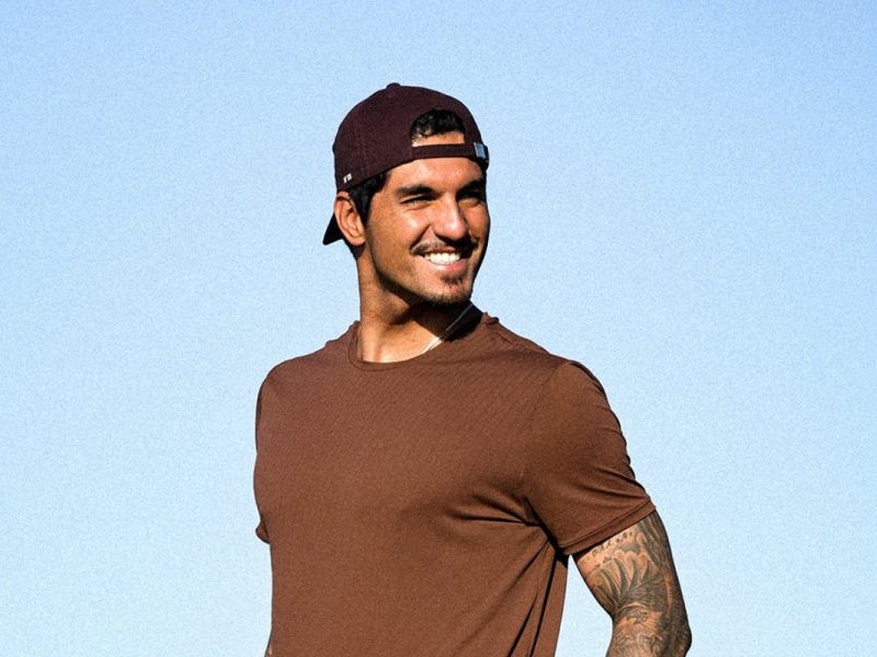 Gabriel Medina amplia patrimônio imobiliário ao lado de Isabella Arantes, ganha nova mansão no litoral paulista e já reúne imóveis de luxo em Maresias