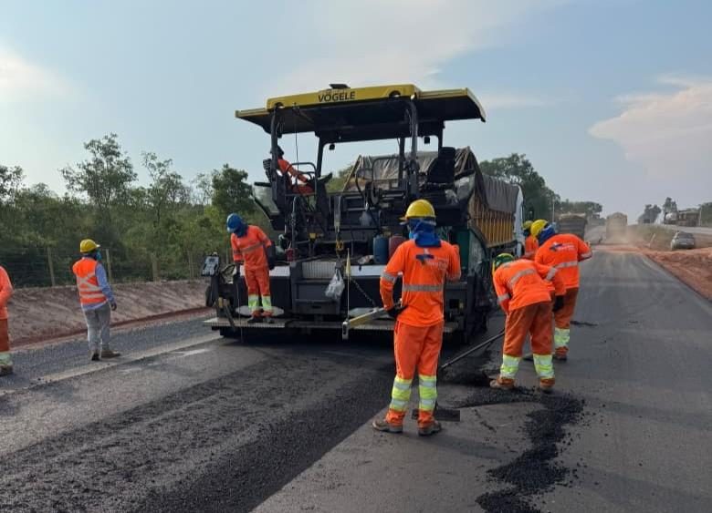 Governo e Nova Rota adiantam cronograma e duplicação da BR-163 entre VG e Jangada já tem 25 km concluídos