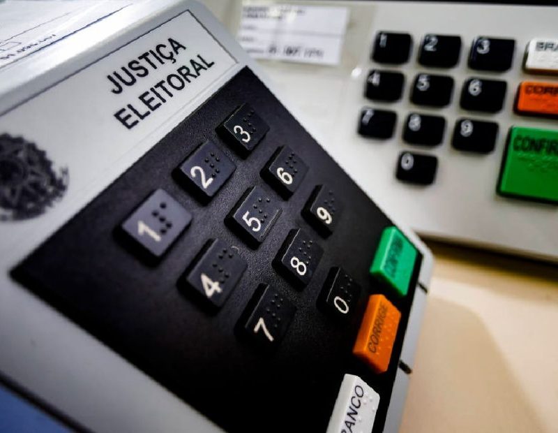 Horário de votação prorrogado em alguns Estados e vai até às 18h