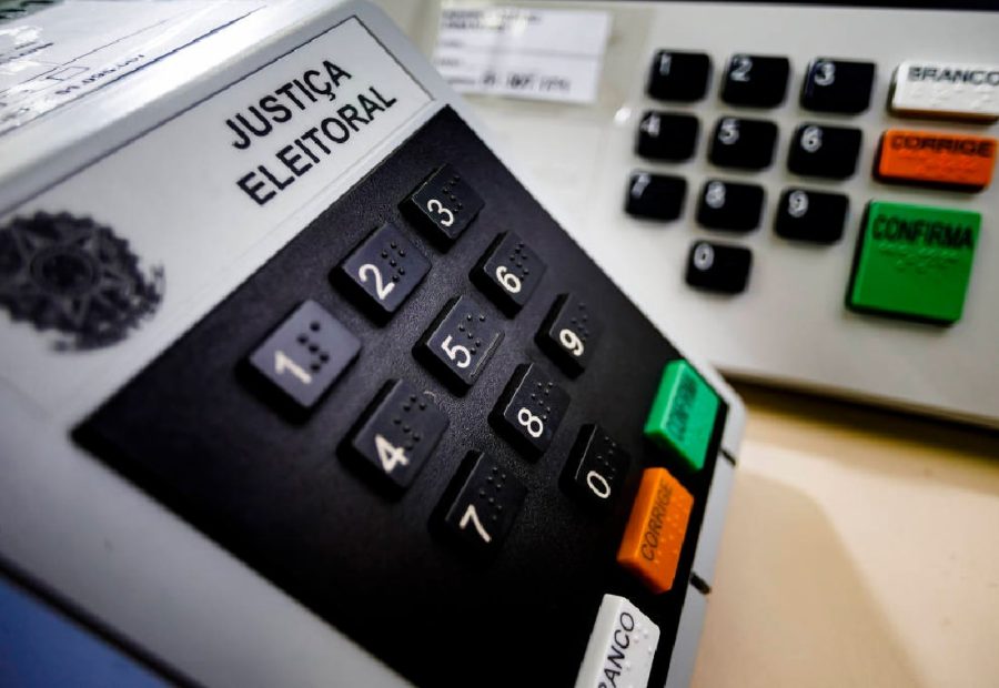 Horário de votação prorrogado em alguns Estados e vai até às 18h