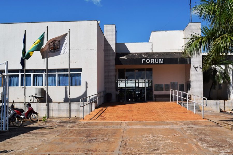 Justiça determina substituição de cargos comissionados em MT