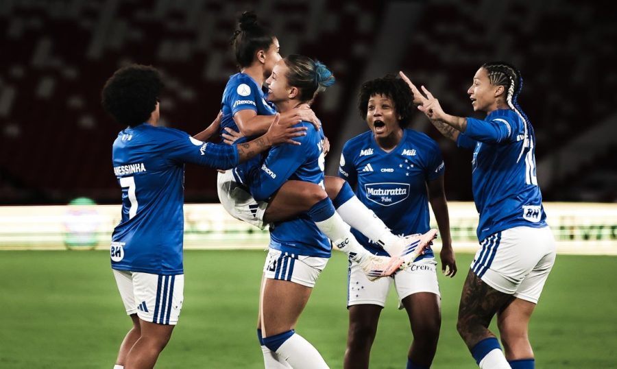 Cruzeiro supera a altitude e conquista vitória na estreia da Libertadores Feminina
