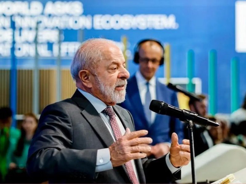 Lula divulga pacote de R$ 12,6 bi para MEIs e Pix de até R$ 5 mil