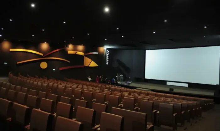 Debate Cultural: Lula propõe incentivos enquanto Flávio preserva patrimônio