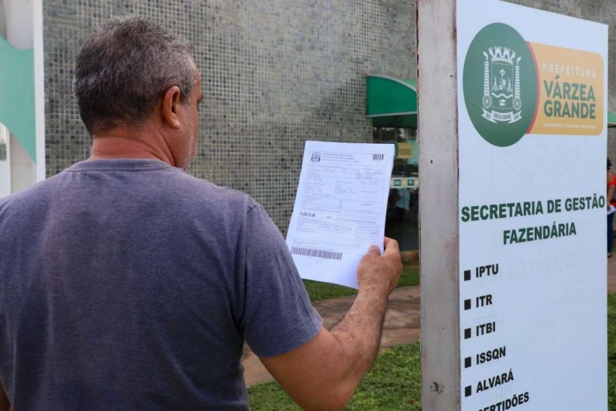Mesmo sem escritura, morador poderá assumir IPTU de imóvel em Várzea Grande; entenda