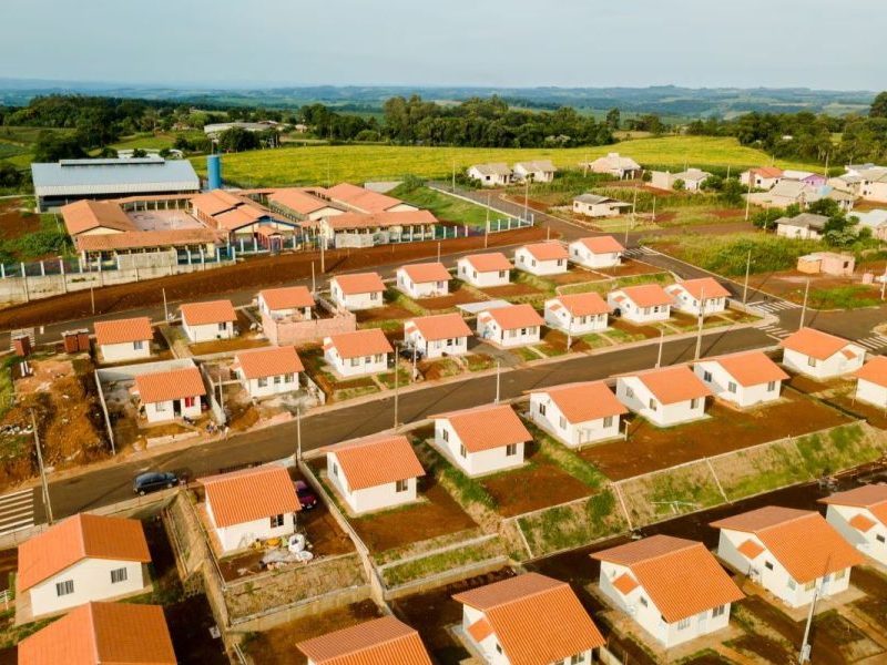 Licitação em Juara: 100 casas do Minha Casa Minha Vida ganham projeto social