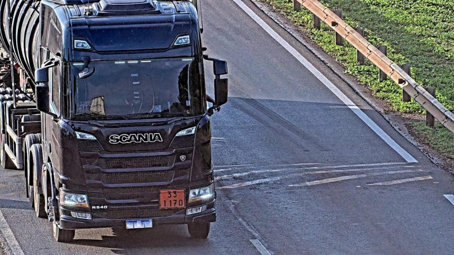 Monitoramento mapeia cargas perigosas que circulam pela BR-163 em MT; etanol e diesel lideram