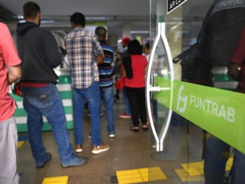 Mais de 2,2 mil vagas de emprego disponíveis em MS; confira os detalhes
