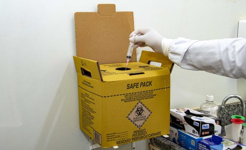 Descarte irregular de agulhas em Cuiabá pode gerar multa de até R$ 4,2 mil