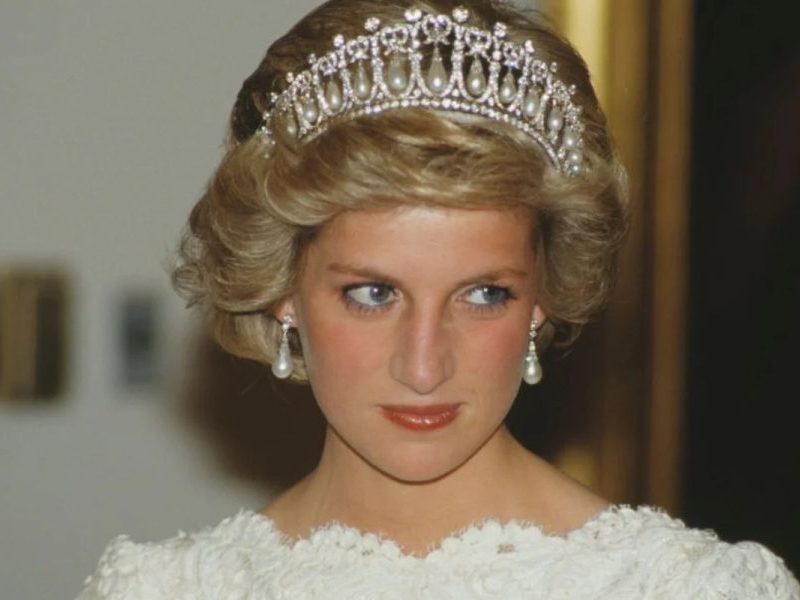O refúgio de Diana: mansão onde a preincesa fugia dos fotógrafos é colocada à venda por R$ 174 milhões
