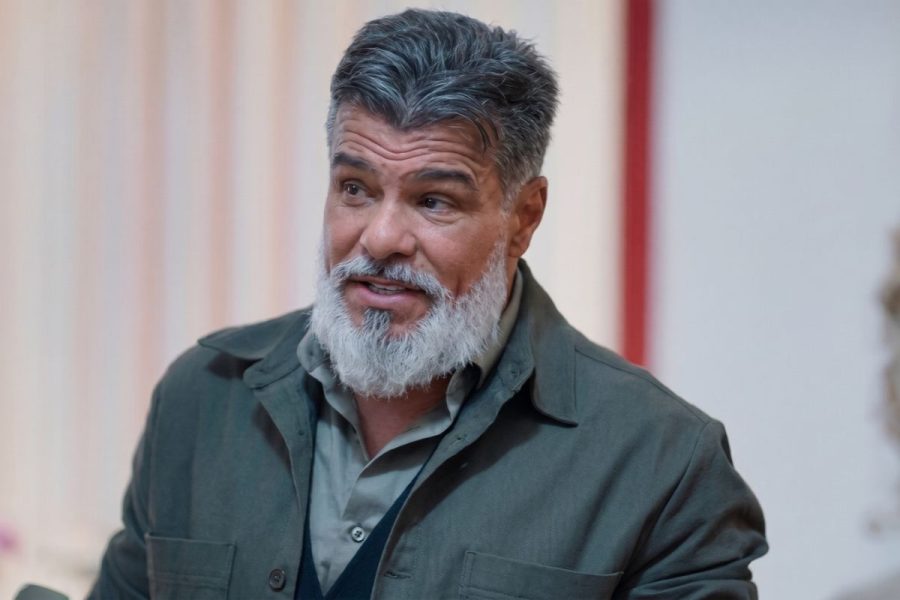 Por Você: Zé se une a Junqueira, que arma plano para capanga atacar Gabriel