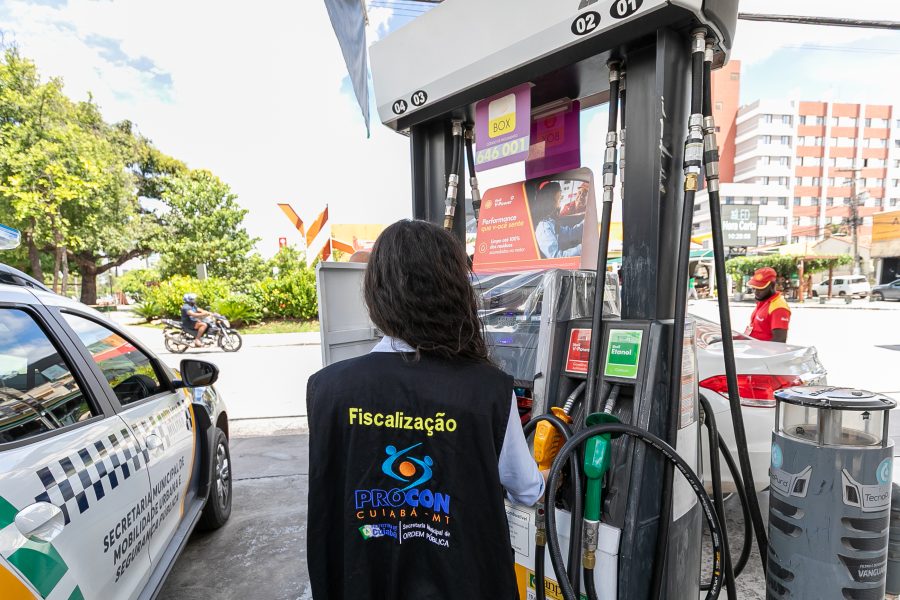 Procon apura alta nos preços dos combustíveis em Cuiabá e dá continuidade à fiscalização em 52 postos