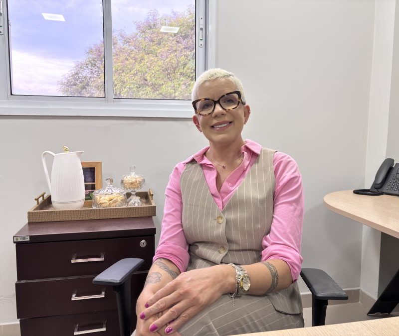 Experiência de procuradora sobre câncer de mama destaca prevenção