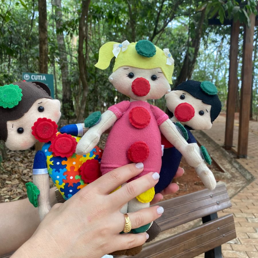 Boneca do Toque: uma Inovadora Ferramenta de Educação Infantil