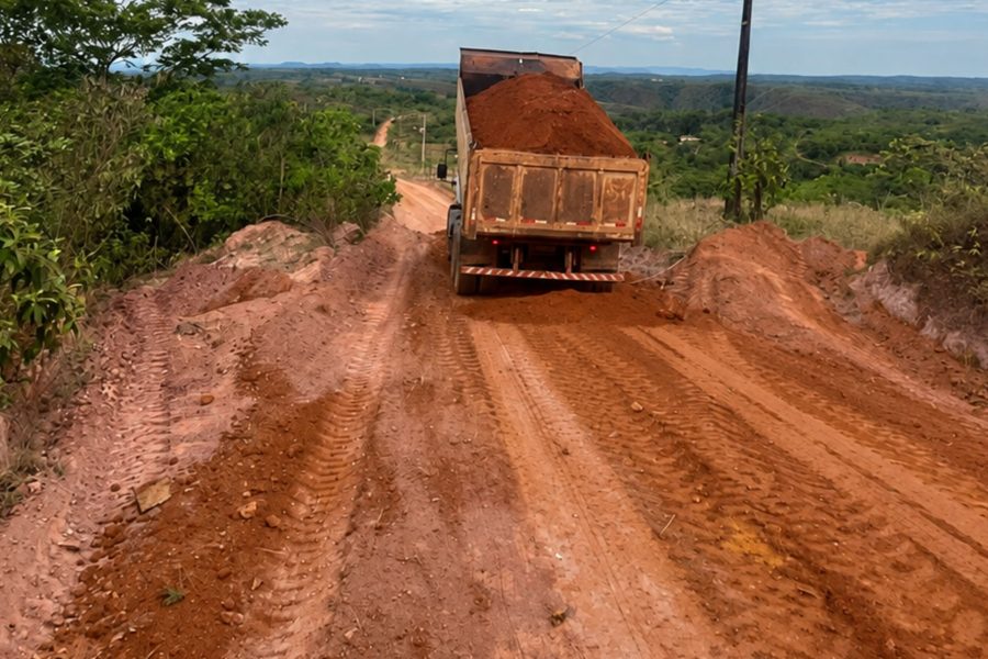 Estradas recuperadas beneficiam 69 famílias na zona rural de Cuiabá